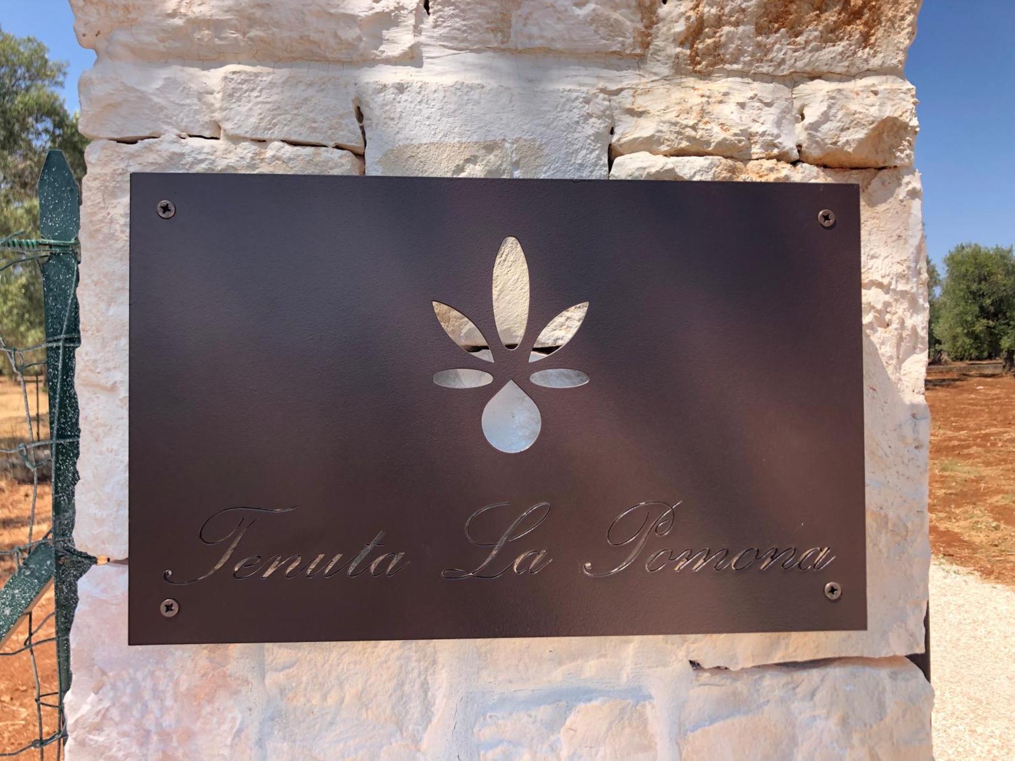 Tenuta La Pomona Ostuni Exterior photo