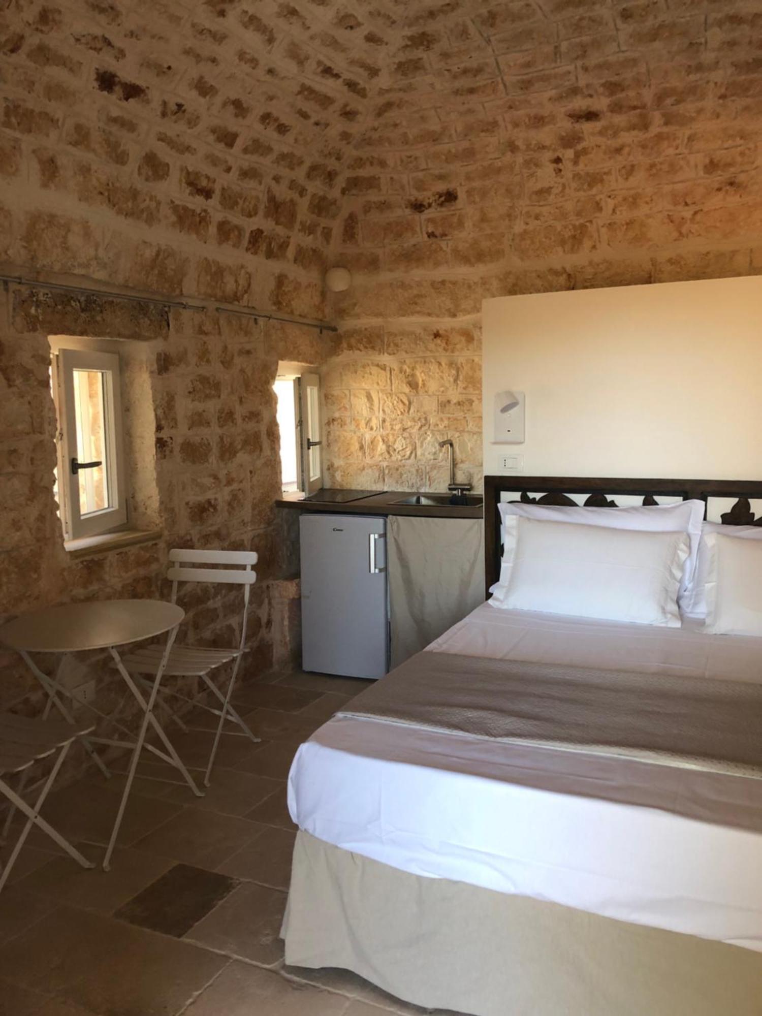 Tenuta La Pomona Ostuni Exterior photo
